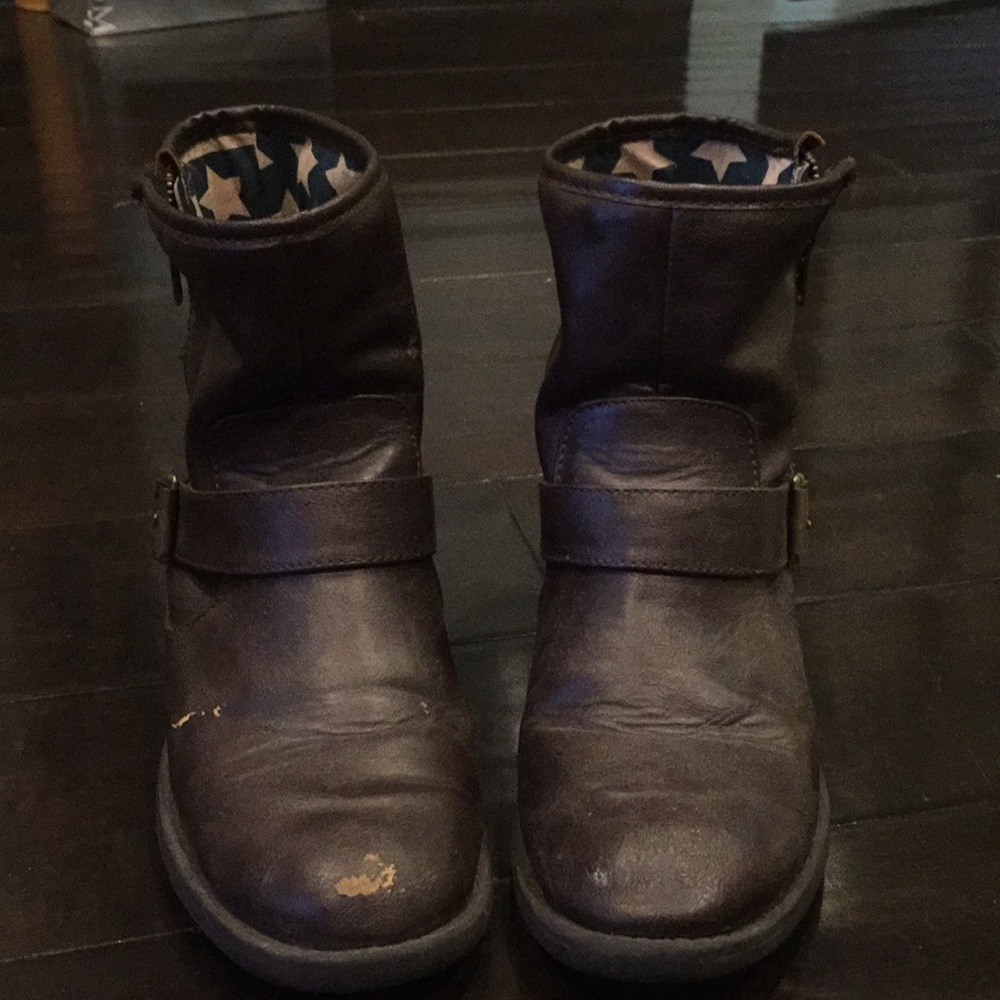 Brown Rampage Boots with buckle and zipper